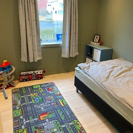 Villaer Child-friendly House With Large Garden 600 M From The Ocean