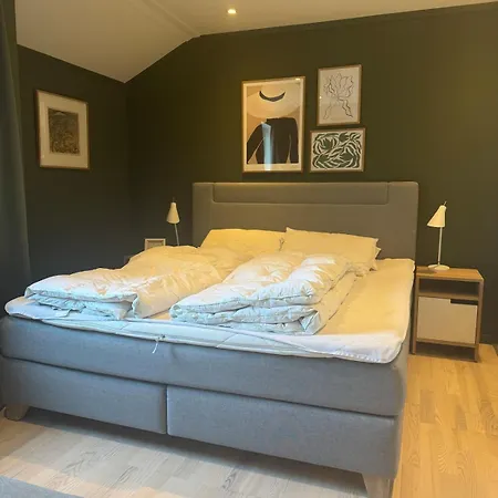 Child-friendly House With Large Garden 600 M From The Ocean Villaer Tønsberg
